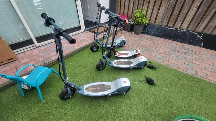 4 Elektrische steps (e-steps) - Razor, Fietsen en Brommers, Steps, Gebruikt, Elektrische step (E-scooter), Ophalen of Verzenden