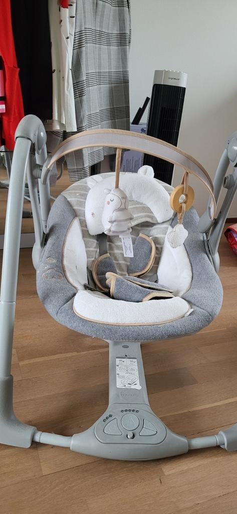 Ingenuity baby wippertje met muziekjes, Kinderen en Baby's, Wipstoeltjes, Gebruikt, Schommelstoel, Verstelbaar, Ophalen
