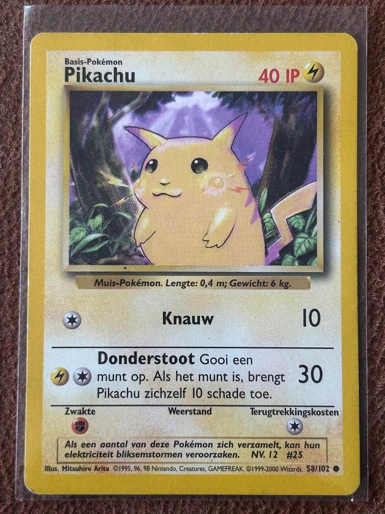 Pikachu Jellow Cheeks base Pokémonkaart 58/102, Ophalen of Verzenden, Gebruikt, Losse kaart