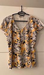 Multicolor T-shirt met bloemenprint, Kleding | Dames, T-shirts, Geel, Maat 42/44 (L), Ophalen of Verzenden, Korte mouw