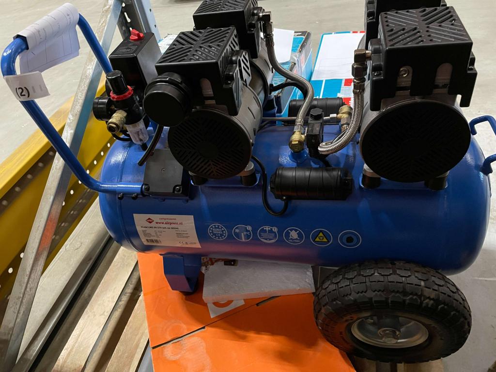 Airpress Olievrij compressor1,5 kW - 8 bar - 256 l/min - 50L, Niet ingevuld, Niet ingevuld, Ophalen of Verzenden, Zo goed als nieuw