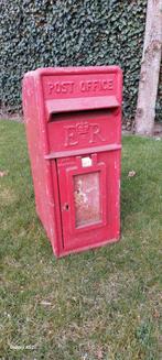 Antieke Britse brievenbus uit 1961 - Rode Post Office Box, Tuin en Terras, Ophalen, Gebruikt, IJzer, Wandbrievenbus