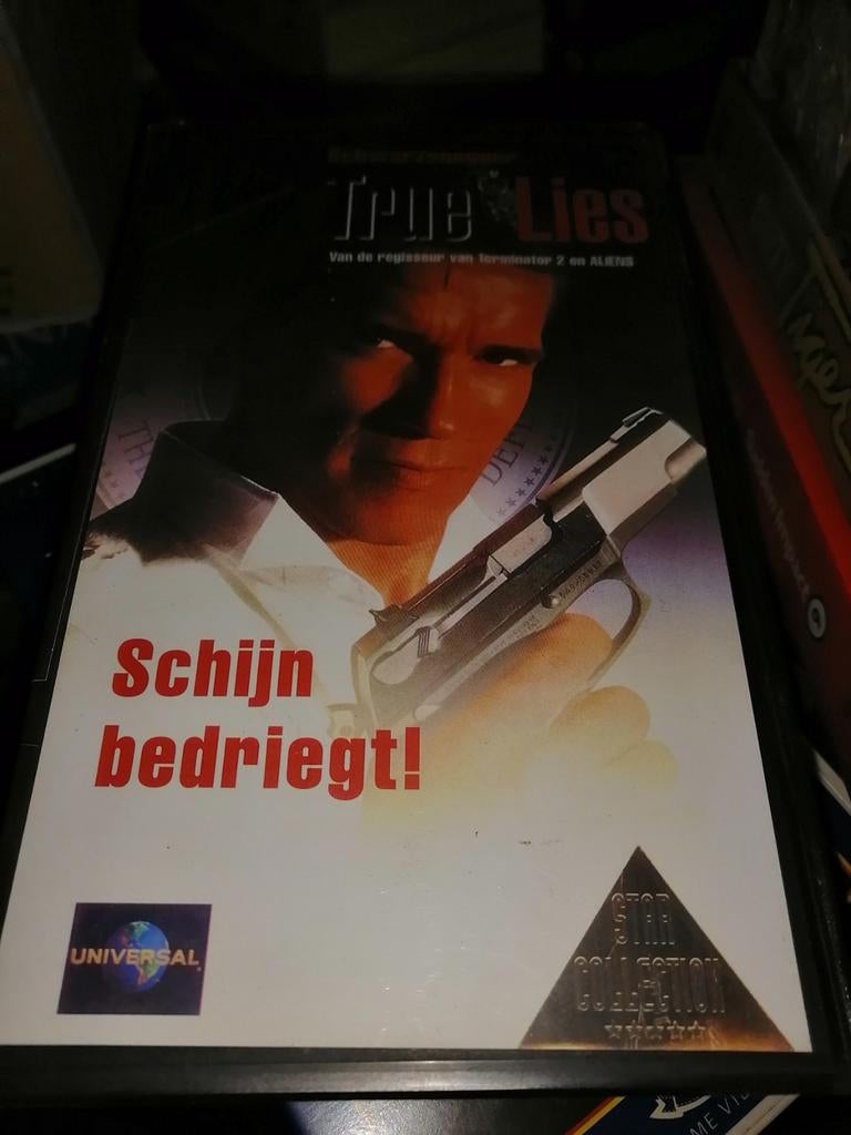 VHS - True Lies, Cd's en Dvd's, VHS | Film, Vanaf 16 jaar, Ophalen of Verzenden, Zo goed als nieuw, Horror