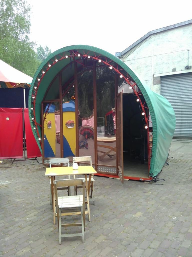 Tent 4x4m uniek.  voor festival, theater, bend, camping..., Verzenden, Zo goed als nieuw, Overige