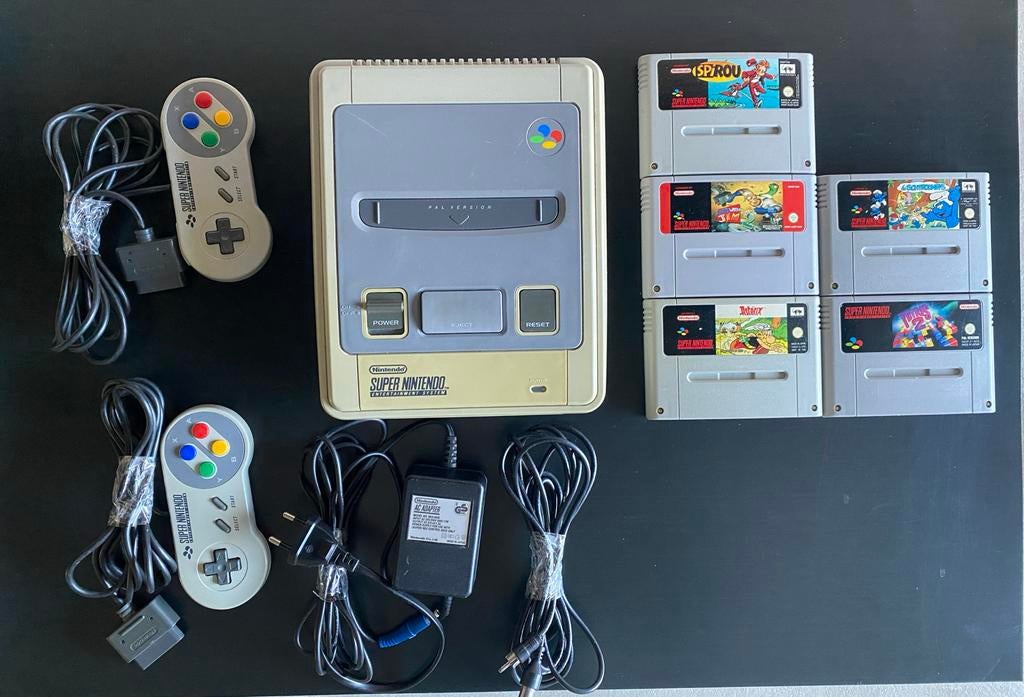Super Nintendo (SNES) + 5 games, Ophalen of Verzenden, Gebruikt, Met 2 controllers, Met games