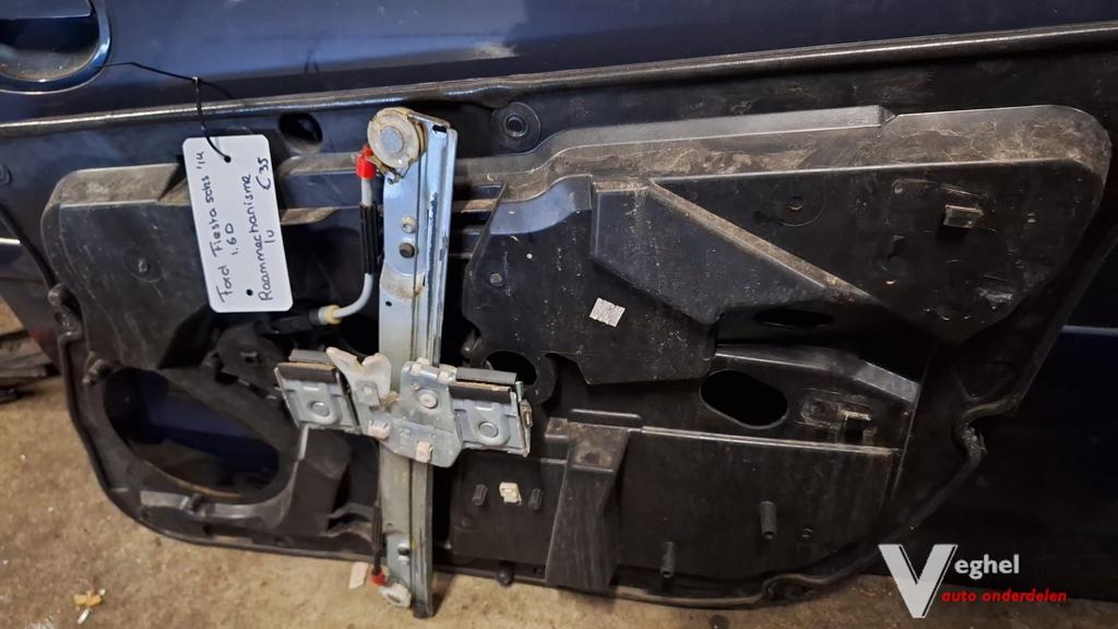 Ford Fiesta 1.6 diesel 5 drs 2014 Raammechanisme Linksvoor