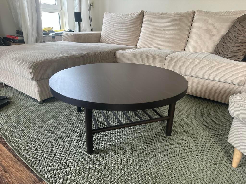 Ronde salontafel ikea Listerby - Donkerbruin hout, Huis en Inrichting, Tafels | Salontafels, Ophalen, Gebruikt, Rond, 50 tot 100 cm