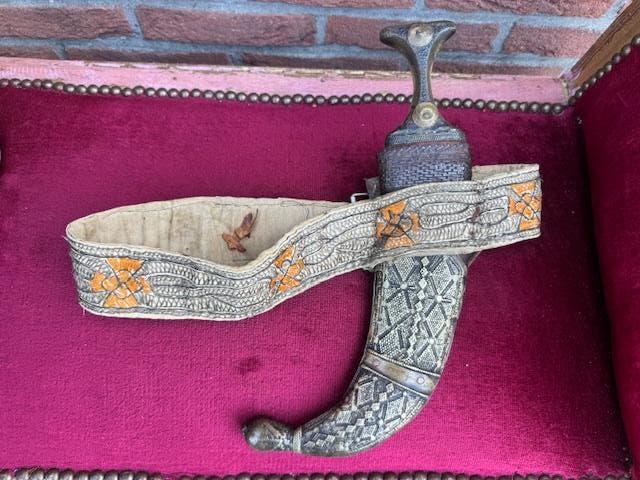 oude Oosterse dolk, Khanjar Omani/ Jambiya, Verzamelen, Militaria | Algemeen, Ophalen of Verzenden, Overige soorten, Overige gebieden