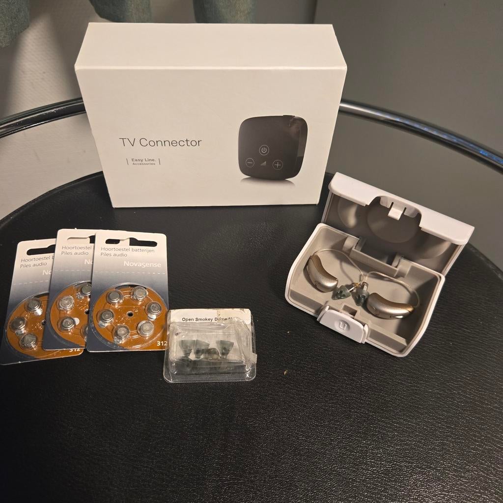 Unitron Moxi All hoortoestellen met TV Connector, Ophalen of Verzenden, Zo goed als nieuw