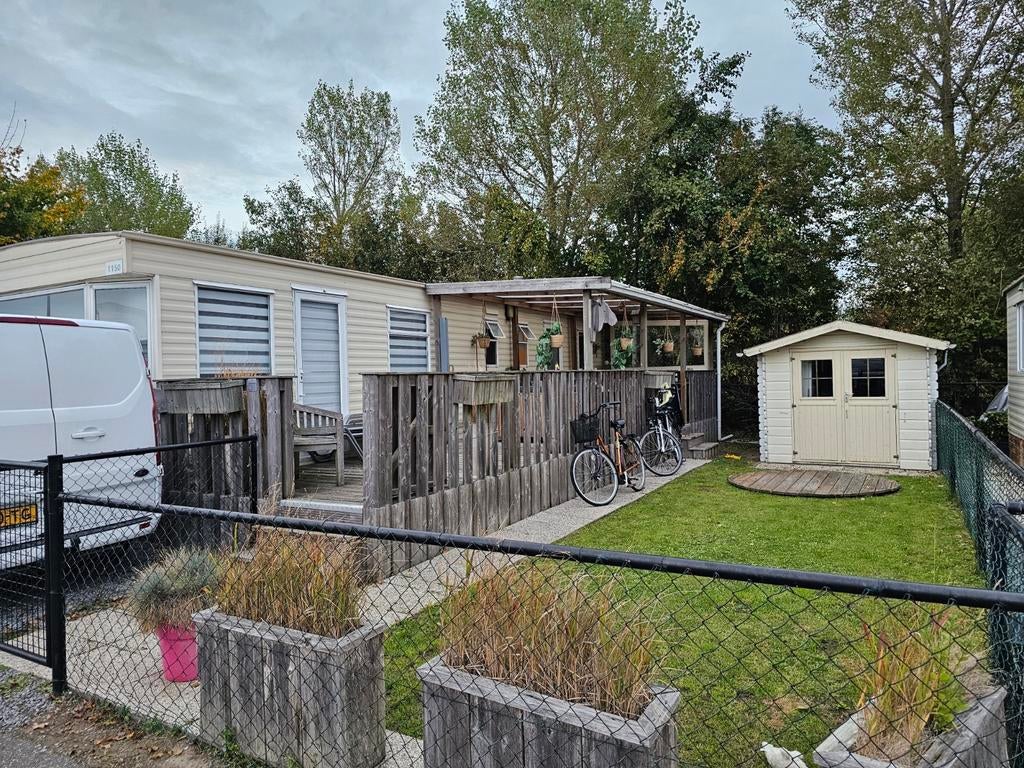 Nette stacaravan in Zeeland met vernieuwde woonkamer (2024), Caravans en Kamperen, Stacaravans