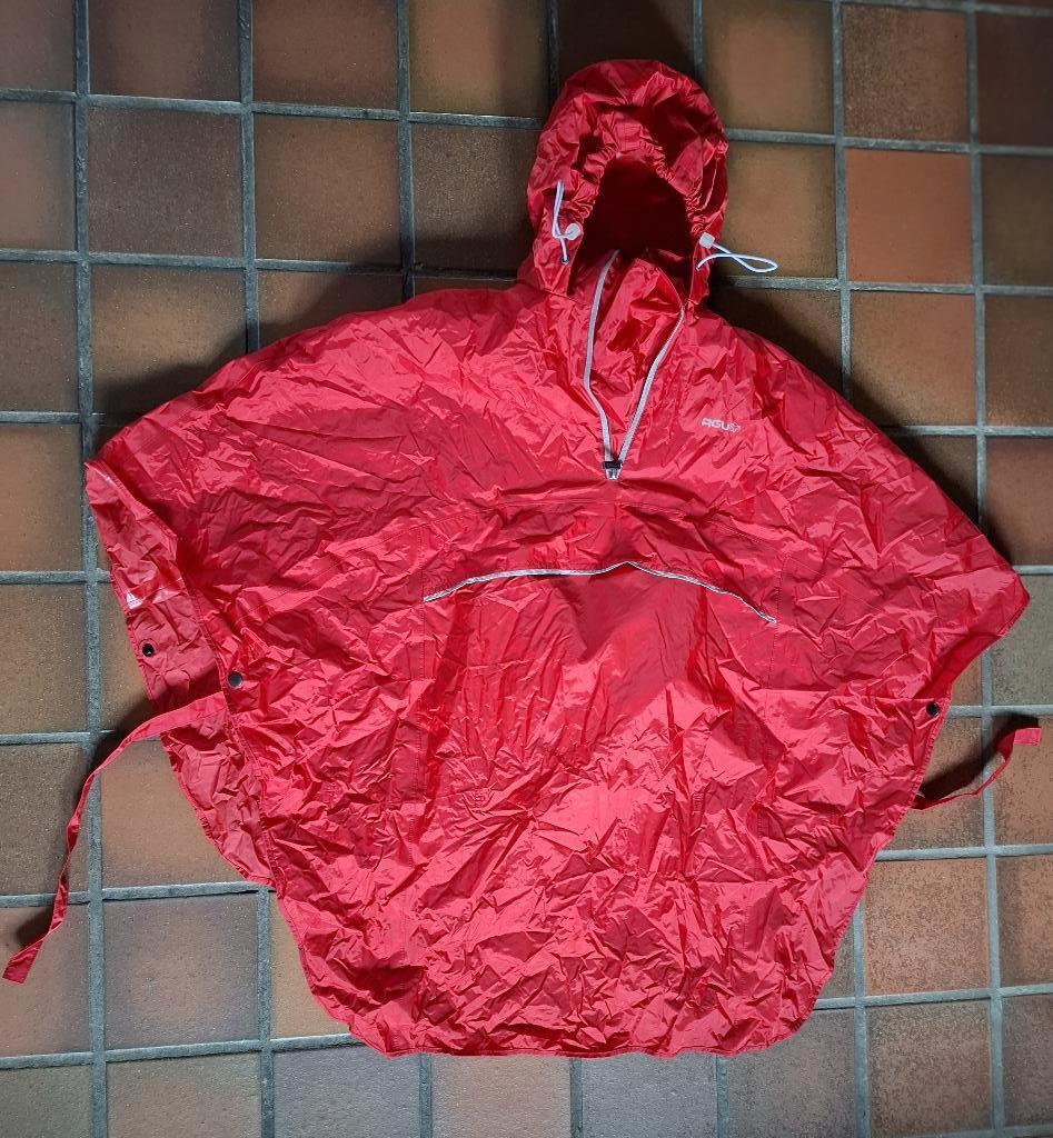 Regenjas poncho kind Agu rood, Ophalen of Verzenden, Zo goed als nieuw, Regenponcho, Kinderen