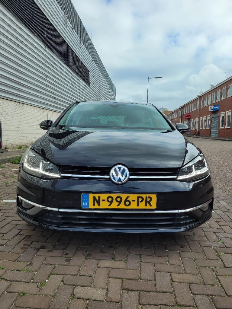 Volkswagen Golf 2.0 TDI automaat 110KW DSG 2018 Zwart, Stof, 4 cilinders, Zwart, Diesel
