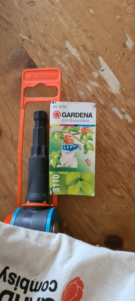 Gardena combisystem fruitplukker (Art. 3110), Ophalen