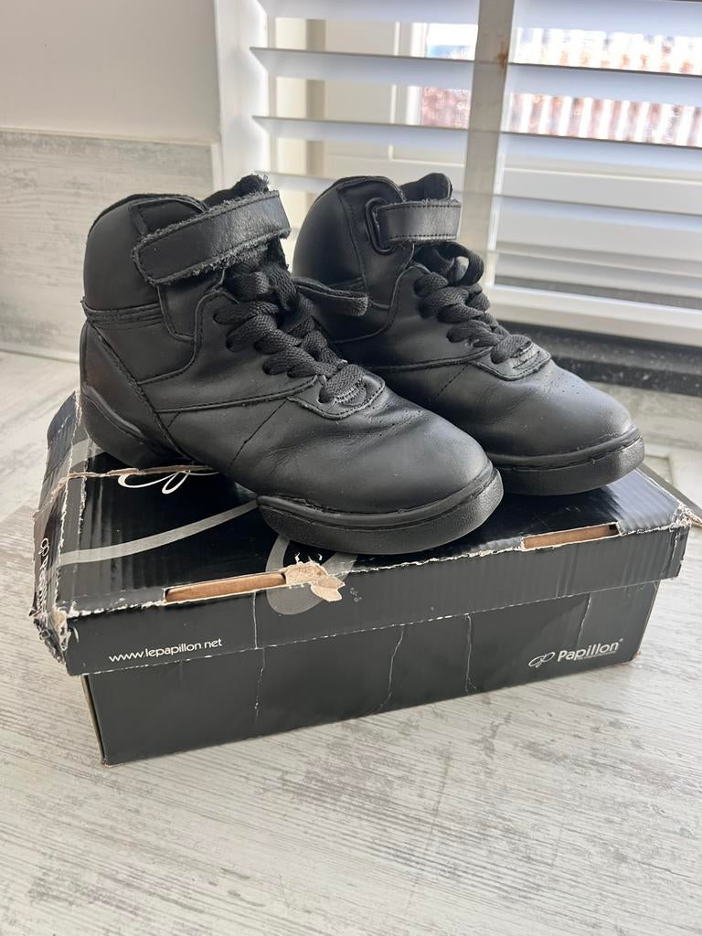 Papillon leren dansschoenen kind (pa1500) mt 32 valt als 31, Ophalen of Verzenden, Gebruikt, Schoenen