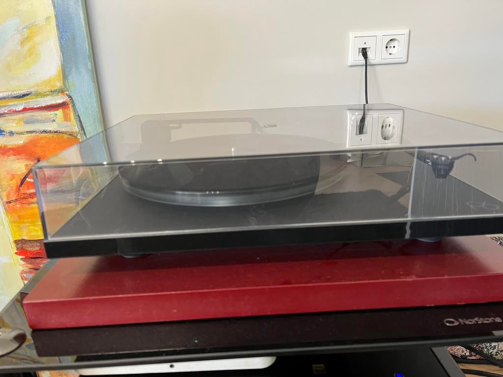 Rega  P6 met Ania pro element. Vrijwel nieuw, Ophalen of Verzenden, Zo goed als nieuw, Platenspeler, Overige merken