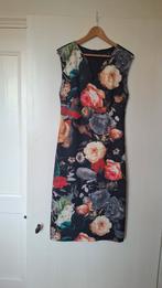 Mooie lange jurk maat 42, Ophalen of Verzenden, Zo goed als nieuw, Maat 42/44 (L), Onder de knie