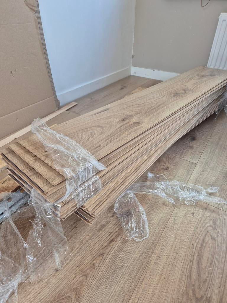 Gratis ophalen; 9m2 laminaat goede kwaliteit, Ophalen, 50 tot 150 cm, 5 tot 10 m², 10 tot 30 cm