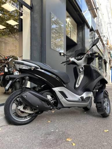 Piaggio MP3 300 LT - Comfortabel en Stabiel, Fietsen en Brommers, Scooters | Piaggio, Gebruikt, Overige modellen, Maximaal 45 km/u