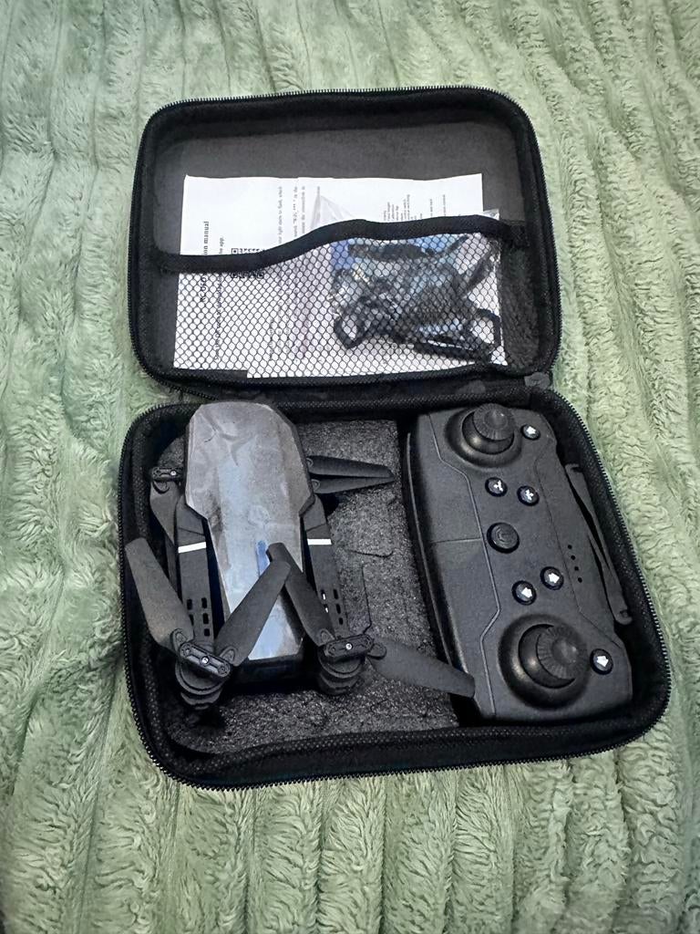 Compacte opvouwbare drone met afstandsbediening, Basiskwaliteit, Overige merken, Minder dan 100 meter, Zo goed als nieuw