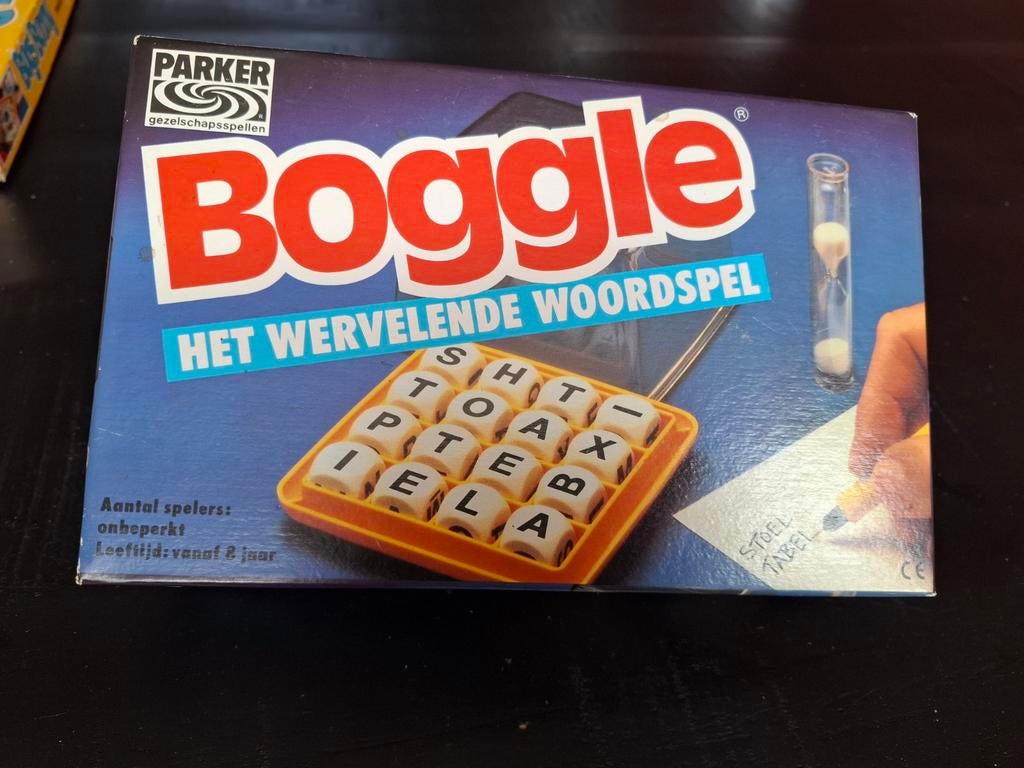 Boggle, Hobby en Vrije tijd, Gezelschapsspellen | Bordspellen, Vijf spelers of meer, Ophalen of Verzenden, Zo goed als nieuw, Parker