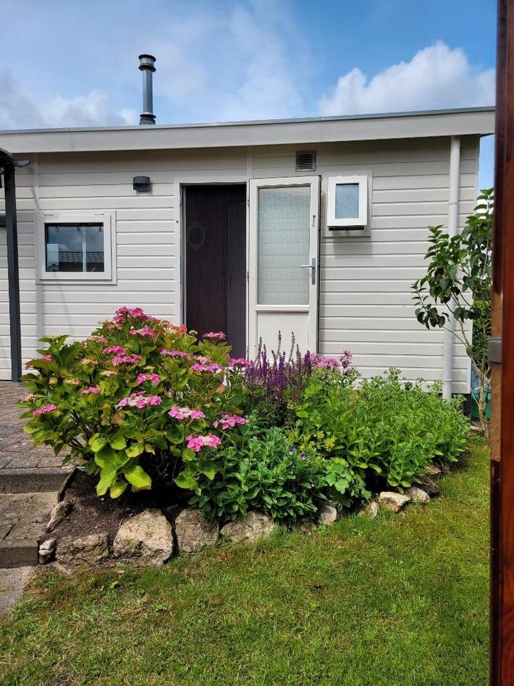 Te KOOP  mooi chalet in Voorthuizen !/VERKOCHT, Caravans en Kamperen, Stacaravans, tot en met 4, Ophalen of Verzenden