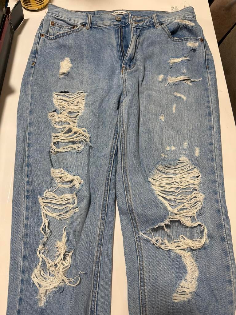 Pull&Bear Ripped Jeans - Maat 40, Ophalen of Verzenden, Gedragen, Blauw, W30 - W32 (confectie 38/40)