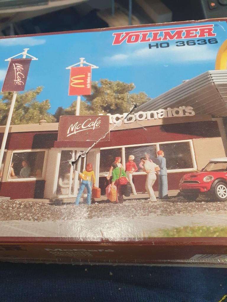 Vollmer Mac Donalds, Hobby en Vrije tijd, Modeltreinen | H0, Ophalen of Verzenden, Gelijkstroom of Wisselstroom, Brug, Tunnel of Gebouw