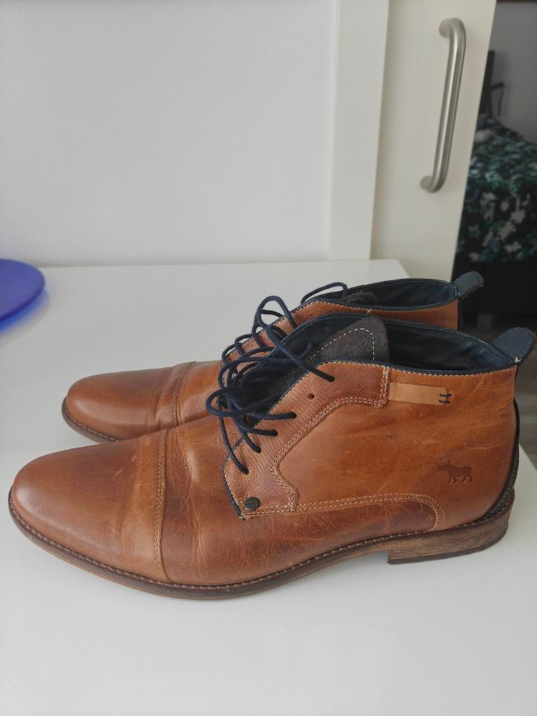 Herenschoenen, Ophalen of Verzenden, Zo goed als nieuw, Bruin