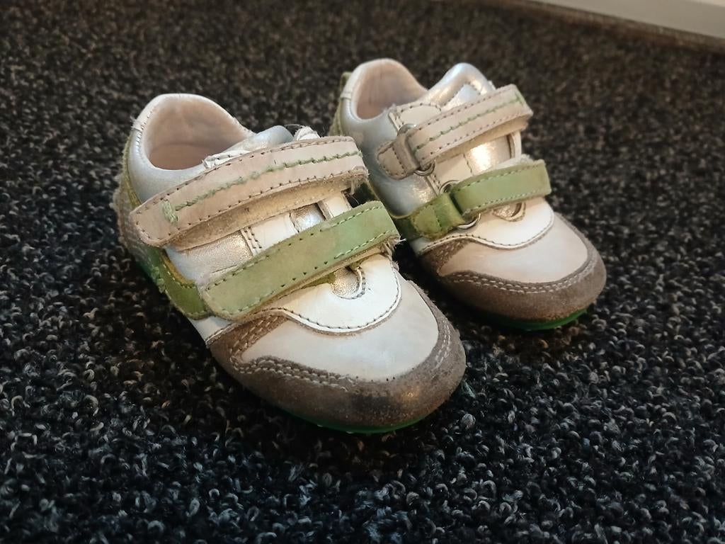 Jochie schoenen maat 20, Kinderen en Baby's, Kinderkleding | Schoenen en Sokken, Ophalen, Jongen of Meisje, Schoenen, Zo goed als nieuw