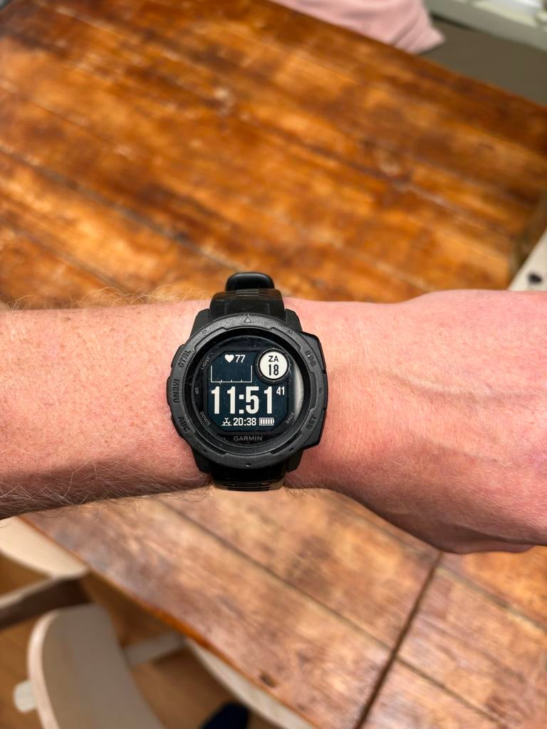 Garmin Instinct Tactical GPS Smartwatch - Robuust & Compleet, Sieraden, Tassen en Uiterlijk, Sporthorloges, Ophalen, Zwart, Waterdicht