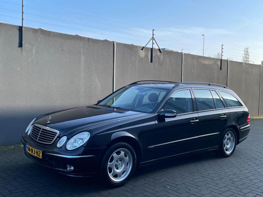 Mercedes-Benz E-klasse Combi 240 AUTOMAAT/LEER/RIJDT GOED!, Auto's, Mercedes-Benz, Automaat, Achterwielaandrijving, Gebruikt, Zwart