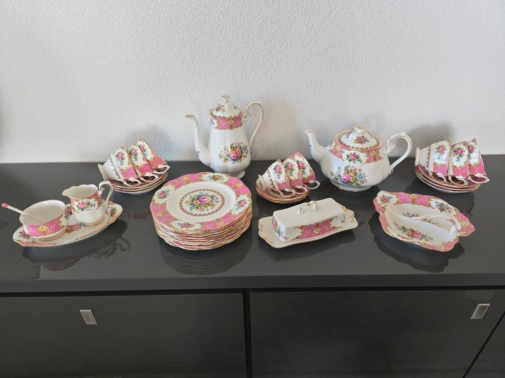 Royal Albert Lady Carlyle servies, theeservies, porselein, Ophalen