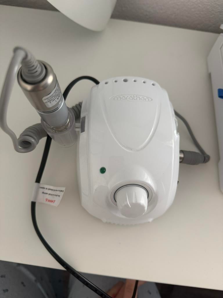 Complete Nagelset – Zo goed als nieuw (incl. apparatuur), Ophalen of Verzenden, Zo goed als nieuw, Overige kleuren, Handen en Nagels