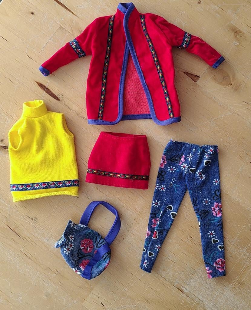 Barbie Sindy United Colors of Benetton Setje 1990, Ophalen of Verzenden, Gebruikt, Kleertjes