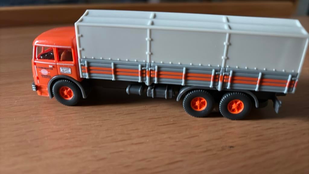 WIKING 047903 BÜSSING 12.000 DIEPLADER FEHRENNÖTER 1951/1954, Hobby en Vrije tijd, Modelauto's | 1:87, Ophalen of Verzenden, Zo goed als nieuw