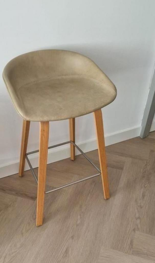 Hay kruk, zitting leer!, 1 kruk, Ophalen, Leer, 60 tot 90 cm