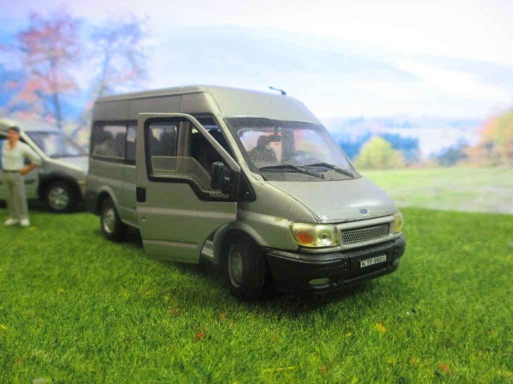 1/43 Ford Transit Mk.3 Facelift Bus met sturende wielen, Ophalen of Verzenden, Gebruikt, Bus of Vrachtwagen, Overige merken