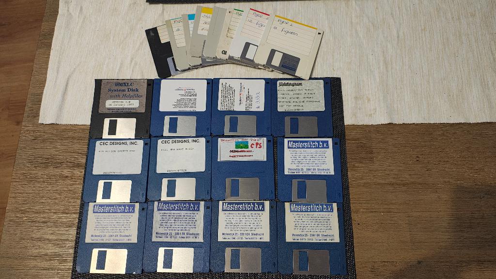 Meistergram 900XLC diskettes Masterstitch BV, Hobby en Vrije tijd, Borduren en Borduurmachines, Ophalen of Verzenden, Gebruikt