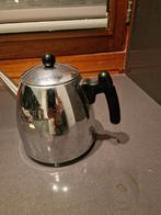Glanzende roestvrijstalen theepot met zwarte handgreep, Ophalen of Verzenden, Zo goed als nieuw