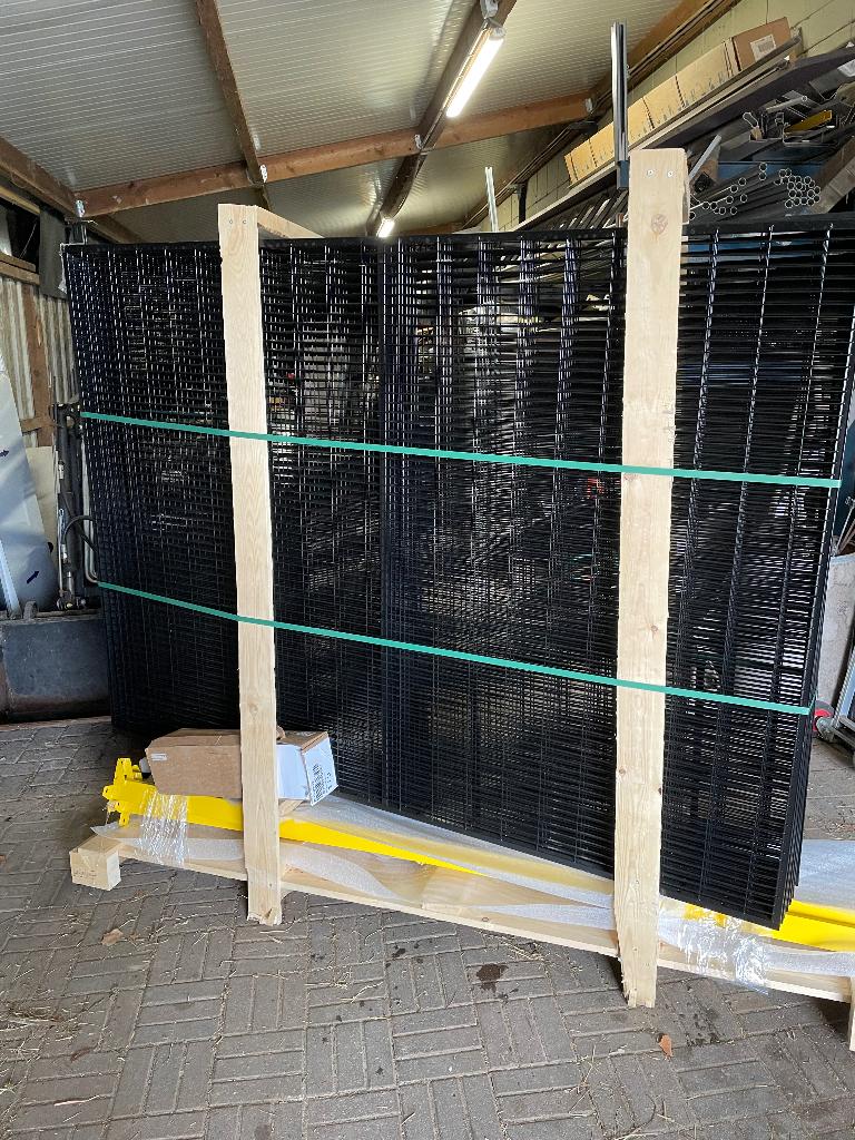 Hekwerk TROAX, Ophalen, Met poort, Nieuw, Enkelstaafmat hekwerk