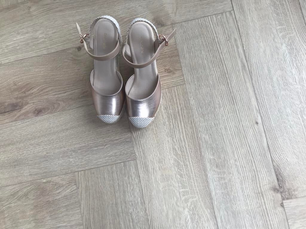 Schoenen Van Haren maat 37, Kleding | Dames, Schoenen, Ophalen of Verzenden, Nieuw, Overige kleuren