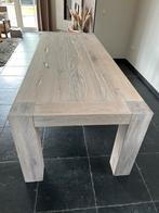 Robuuste eettafel van eikenhout. Whitewash, Ophalen, Gebruikt, Eikenhout, 200 cm of meer