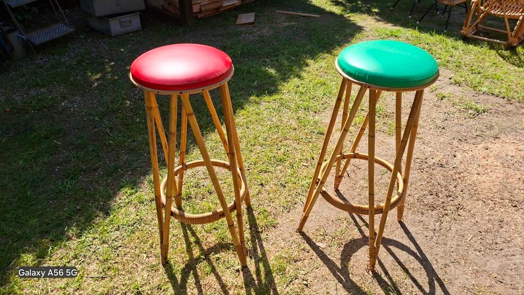 Vintage bamboe  barkrukken, 2 krukken, Ophalen, 60 tot 90 cm