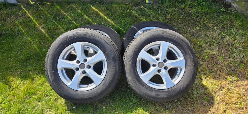 Nette velgen met A-merk banden 215/70R16, 16 inch, Banden en Velgen, Personenwagen, Gebruikt