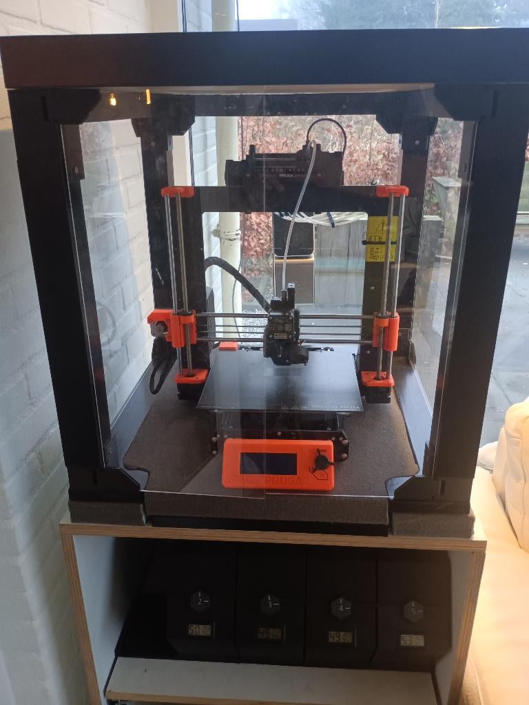 Prusa i3 MK3S plus met MMU3 en geluidsgereduceerde enclosure, Computers en Software, 3D Printers, Ophalen, Gebruikt, Prusa