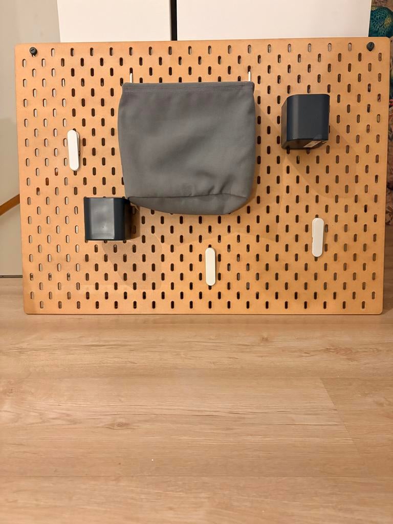 Ikea Skadis ophangbord bruin met accessoires, Huis en Inrichting, Ophalen of Verzenden, Zo goed als nieuw