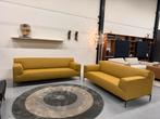 2 Nieuw Design on Stock Bloq 3 & 2,5 zits Bank Amaro Geel, Huis en Inrichting, Banken | Bankstellen, 75 tot 100 cm, Ophalen of Verzenden