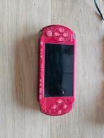Sony PSP met oplader + nieuwe batterij + 2 spellen, Spelcomputers en Games, Spelcomputers | Sony PSP, Met games, Ophalen of Verzenden