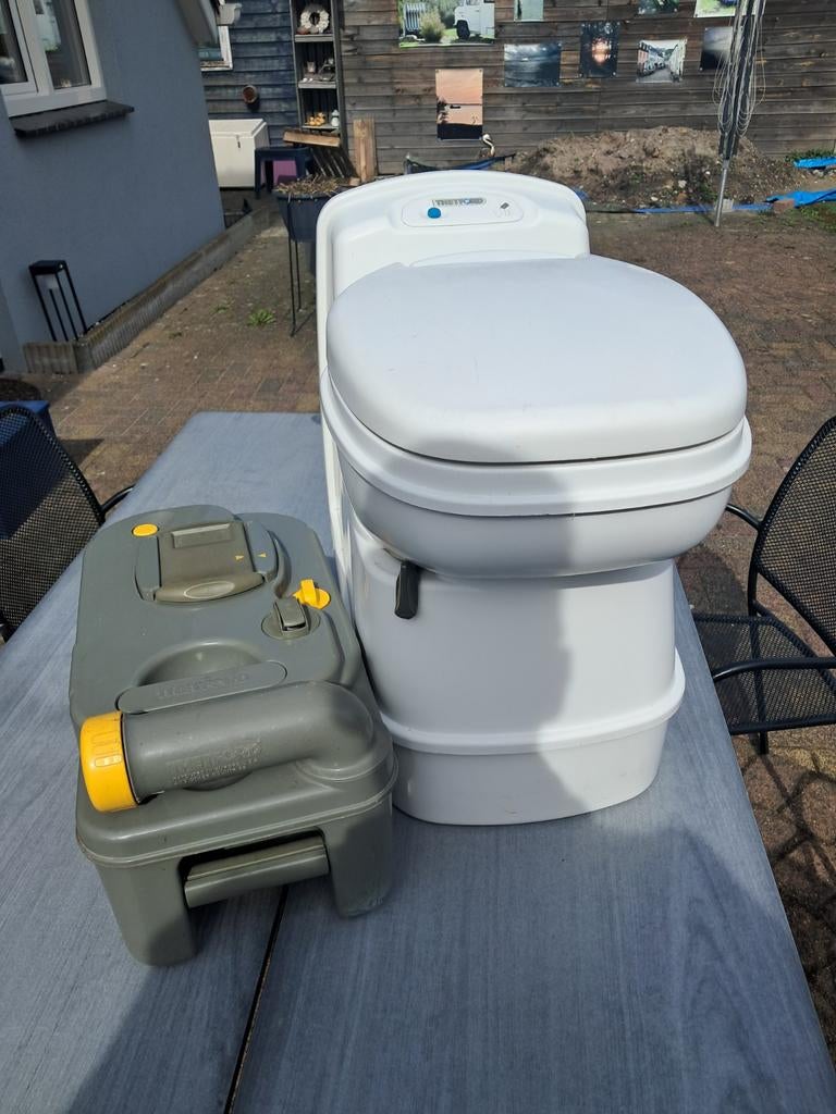 Camper toilet, Caravans en Kamperen, Camper-accessoires, Ophalen, Gebruikt