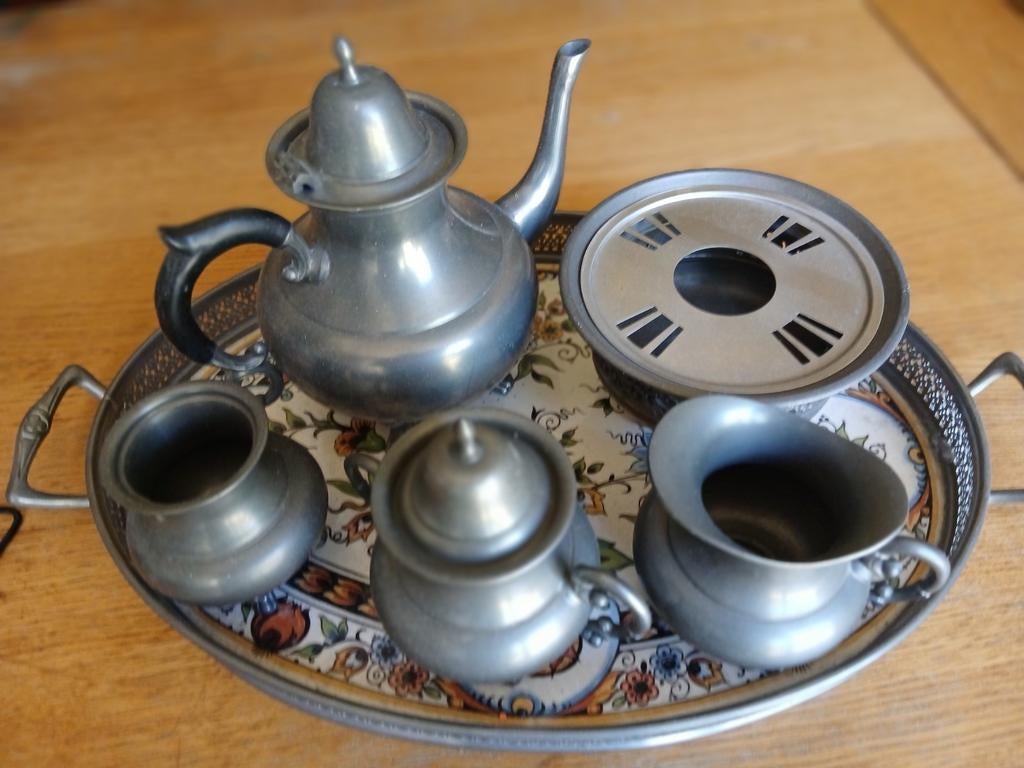 Kurz Edeltin 94% theeservies met dienblad, Antiek en Kunst, Ophalen